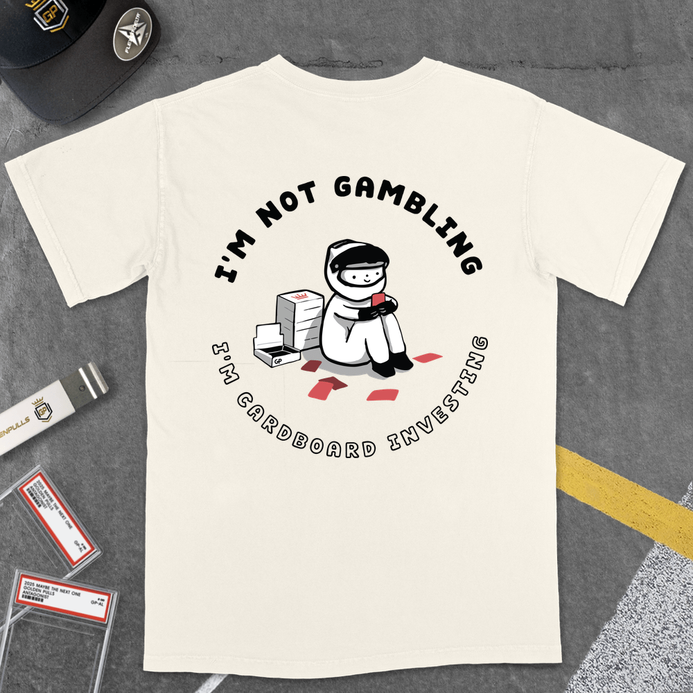 T-Shirt Ivory / S [GOLDENPULLS] I'M CARDBOARD INVESTING T-SHIRT